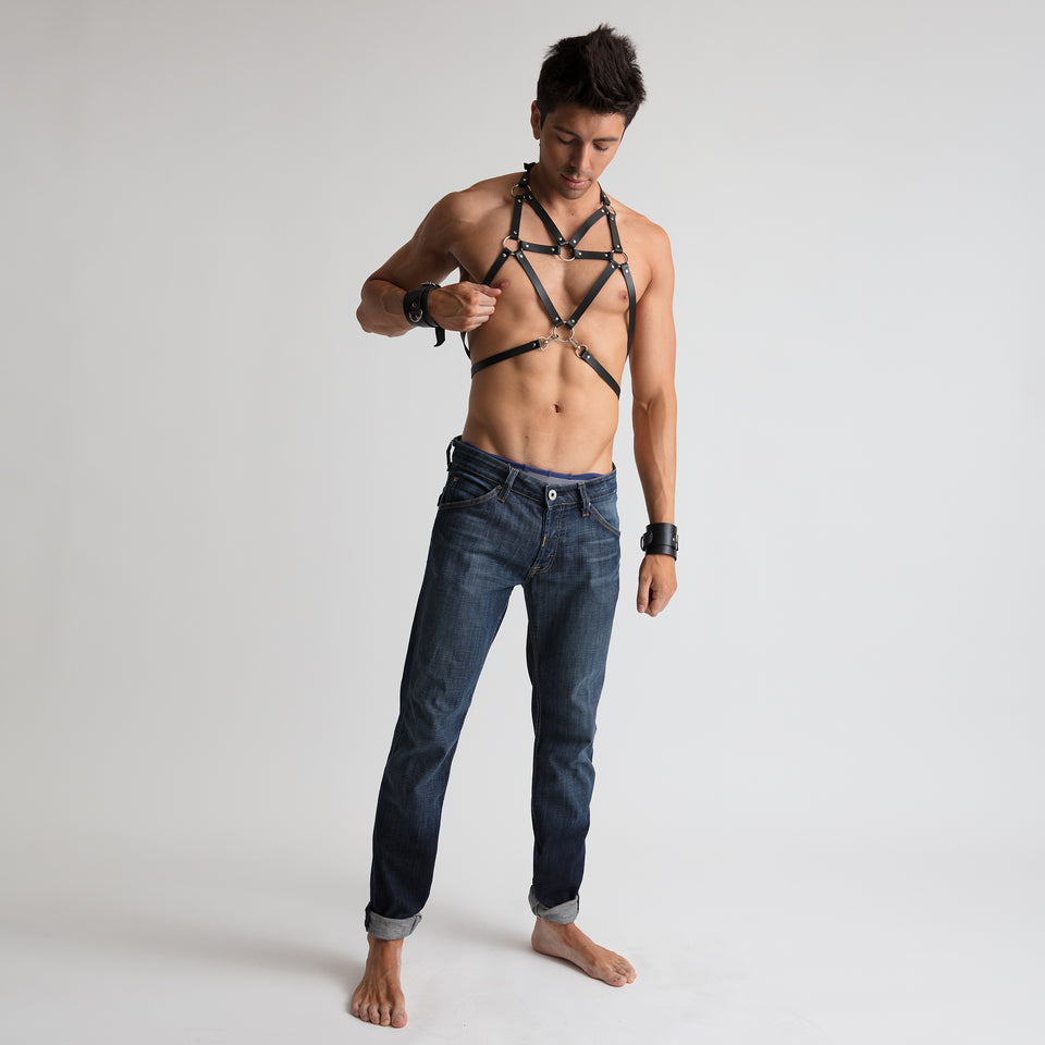 model wearing new york mens body harness